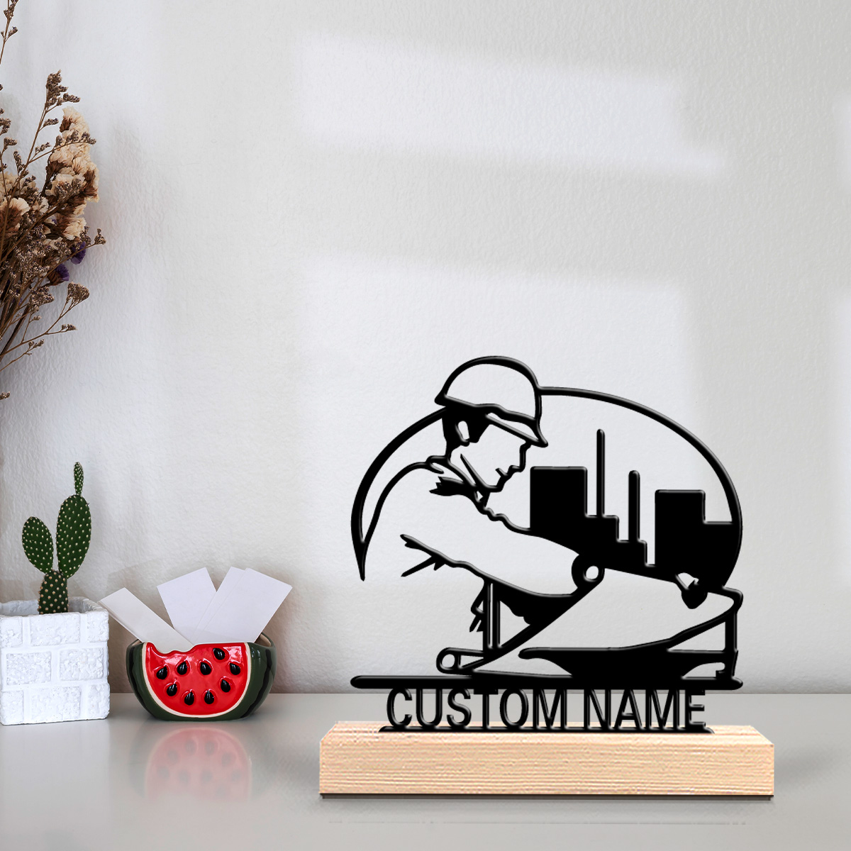 Estatua de metal con nombre pe - Art Y Craft reseña y precio